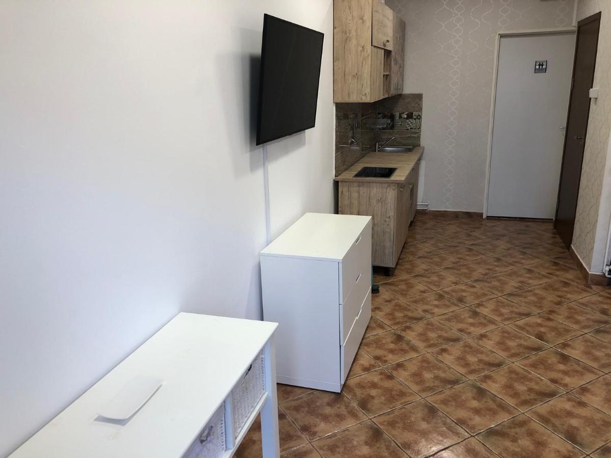 Gaby 2 Appartement Braşov Buitenkant foto