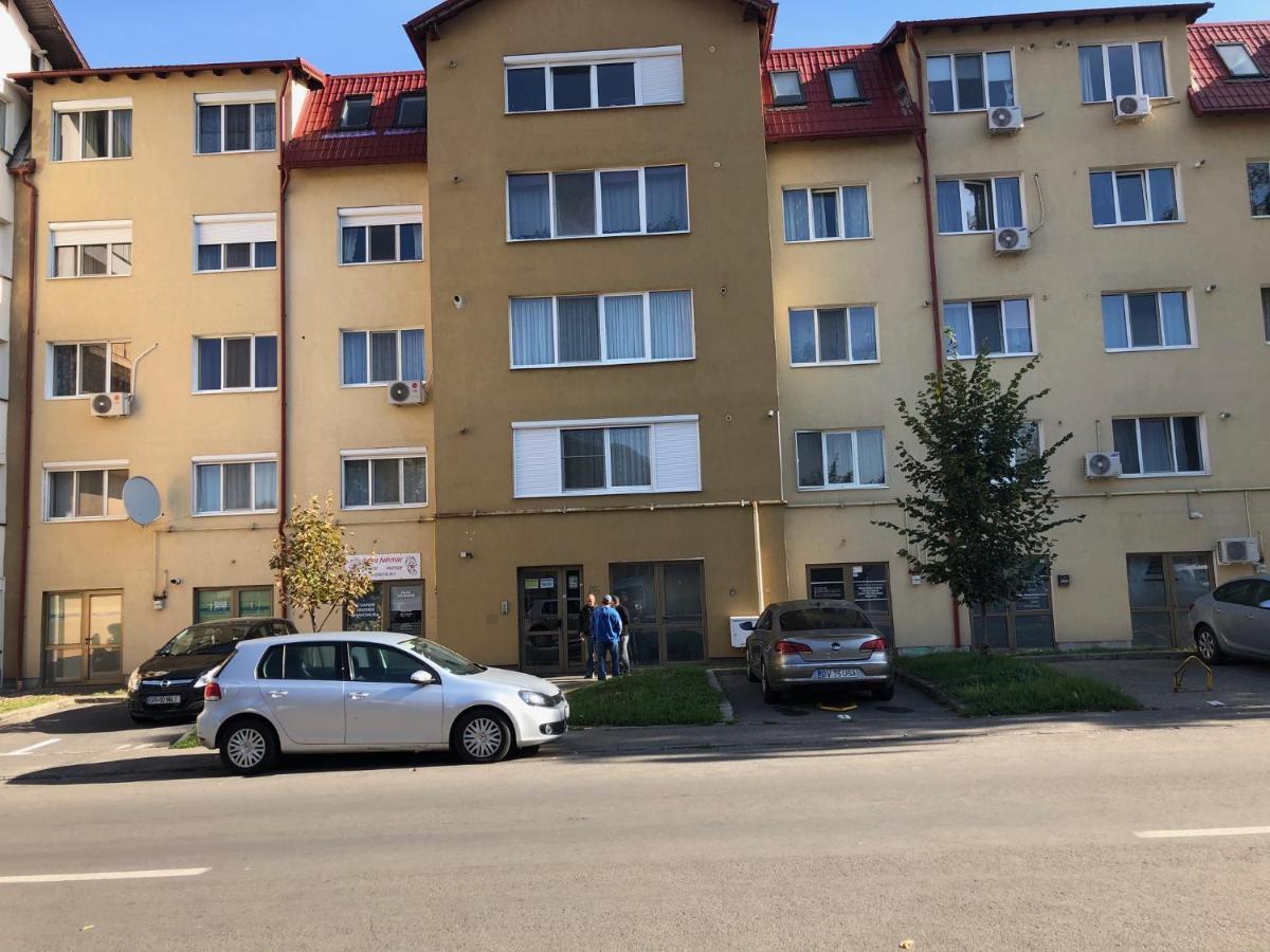 Gaby 2 Appartement Braşov Buitenkant foto